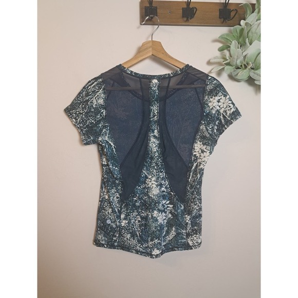 Lululemon Seek The Heat Short SleeveTop Size Small - Picture 3 of 7